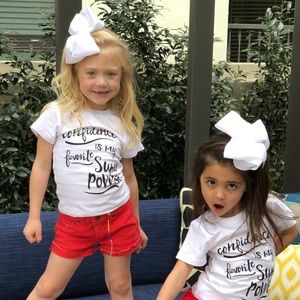 Meet your Posher, Ava